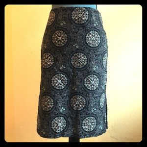 Chic pencil skirt